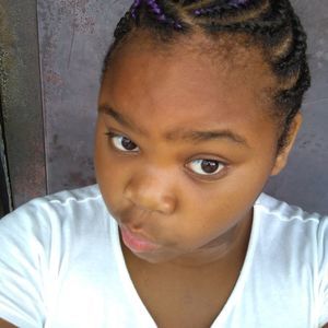 Meet your Posher, Delosia